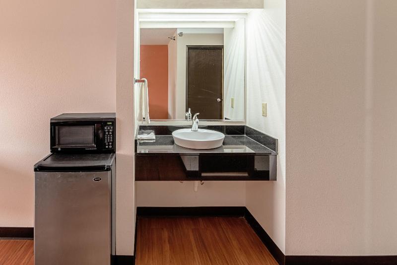 Motel 6 Lebanon, IN image