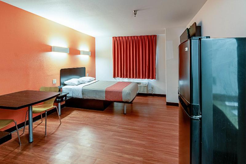 Motel 6 Lebanon, IN image