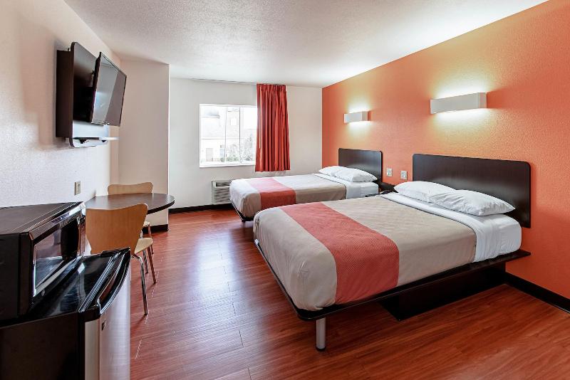 Motel 6 Lebanon, IN image