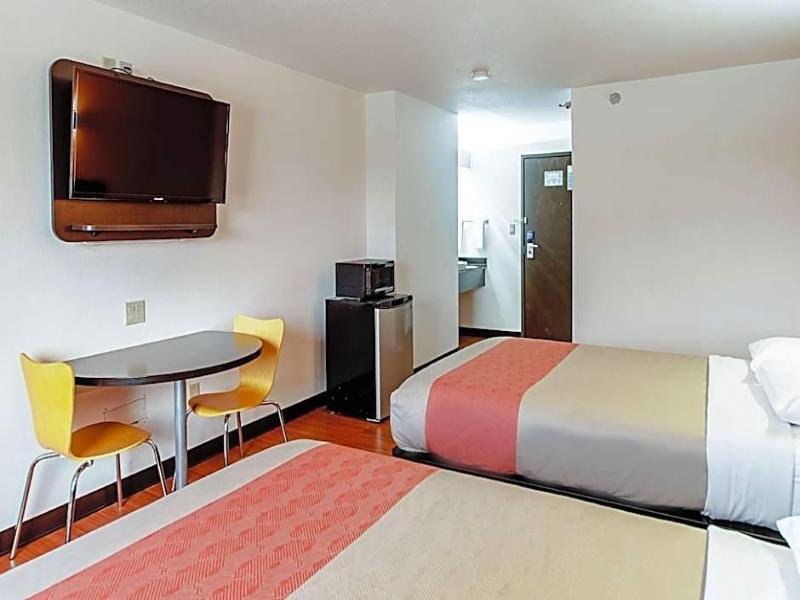 Motel 6 Lebanon, IN image
