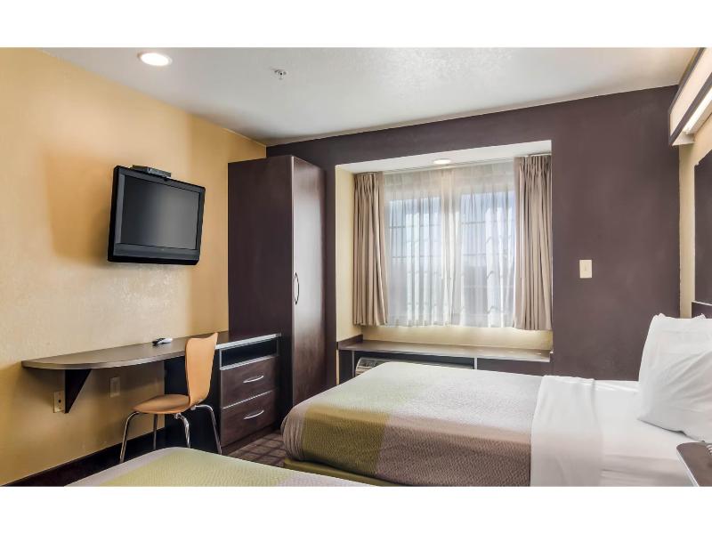 Motel 6 Canton, Ga image