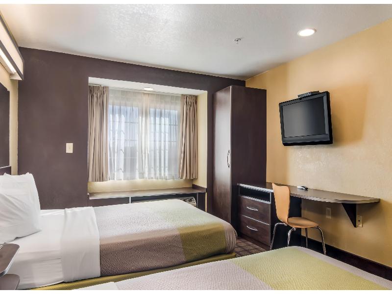 Motel 6 Canton, Ga image