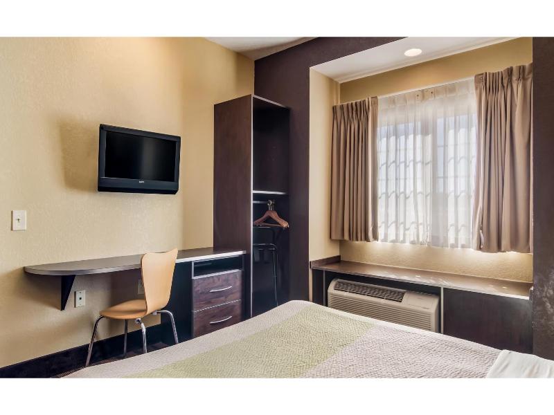 Motel 6 Canton, Ga image