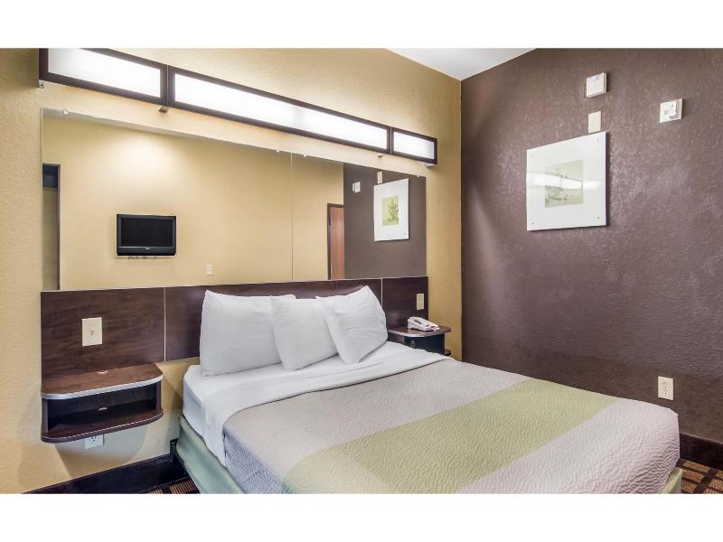 Motel 6 Canton, Ga image