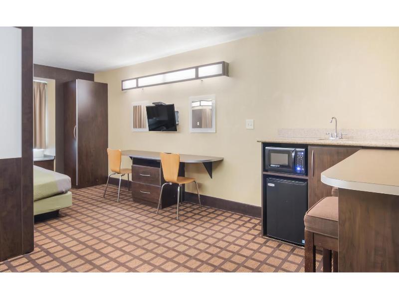 Motel 6 Canton, Ga image