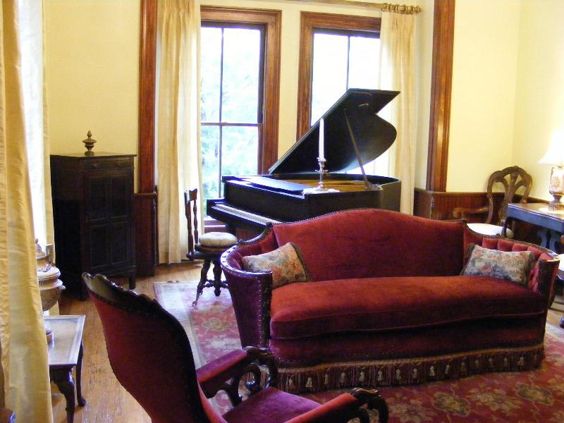 Adair Manor Bed& Breakfast image