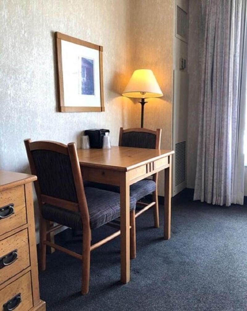 Wendover Nugget Hotel & Casino image
