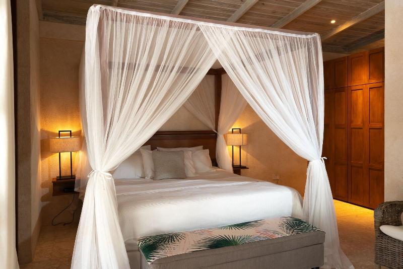 Firefly Plantation Bequia image