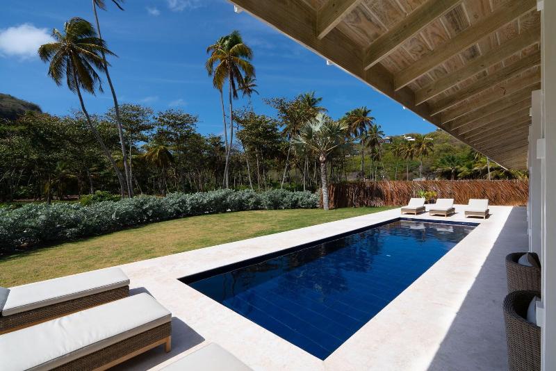 Firefly Plantation Bequia image