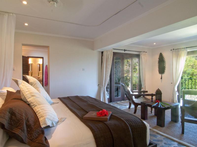 Firefly Plantation Bequia image