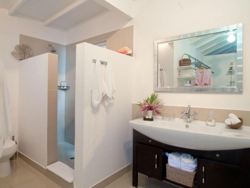 Firefly Plantation Bequia image