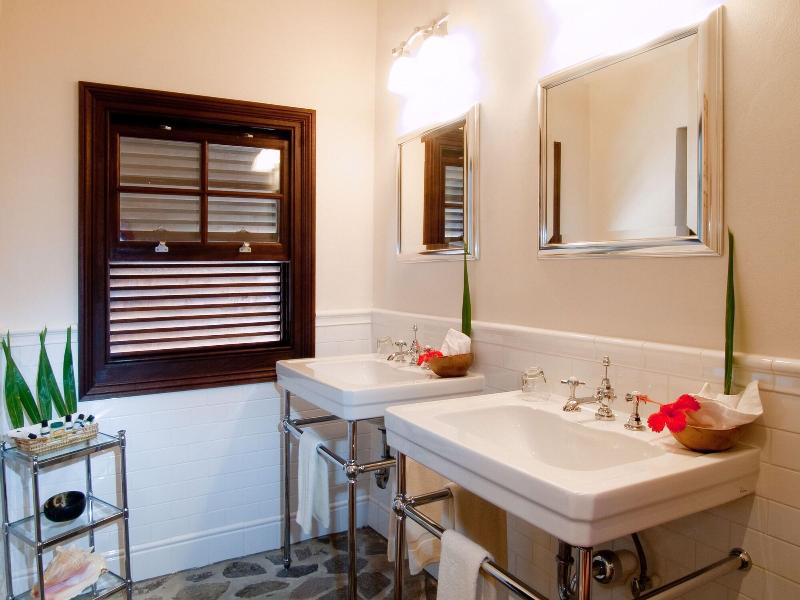 Firefly Plantation Bequia image