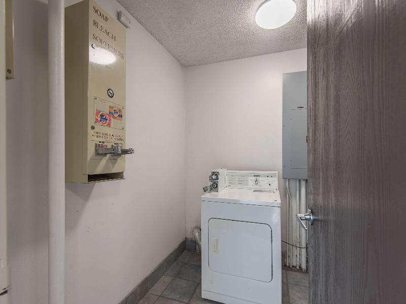 Motel 6 Lawrence, Ks image