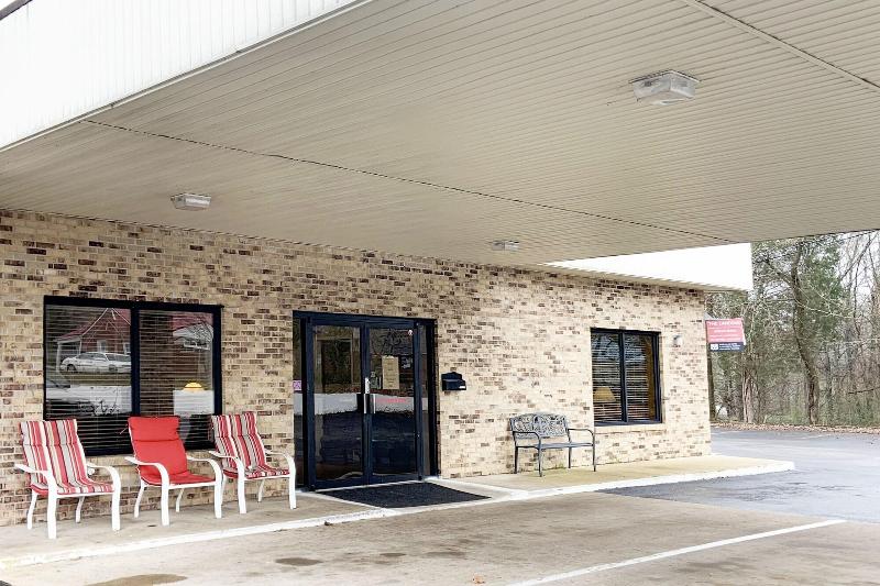 OYO Hotel Paris TN US-79 image