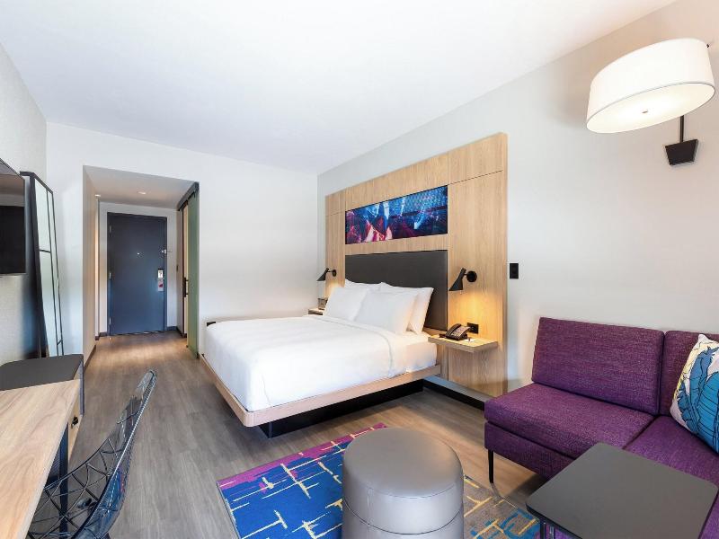 Aloft San Juan image