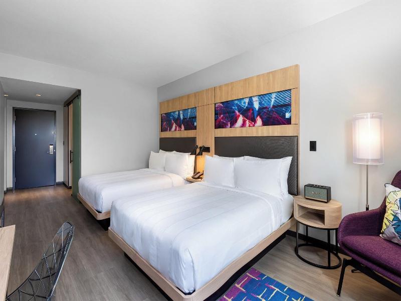 Aloft San Juan image