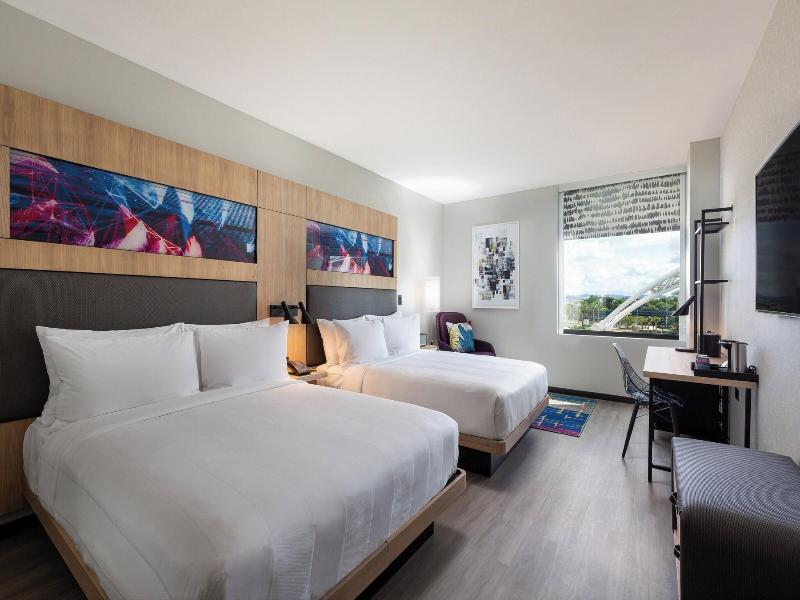 Aloft San Juan image