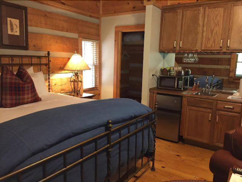 Dancing Bear Lodge image