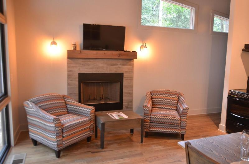 Dancing Bear Lodge image