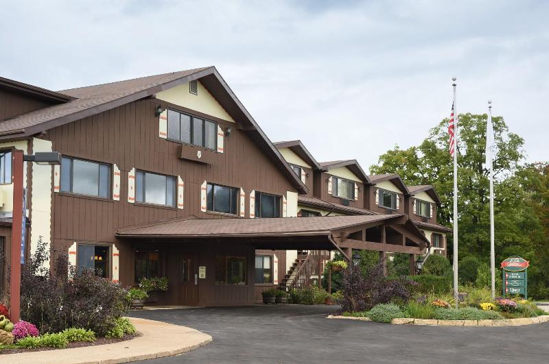 Chestnut Mountain Resort image