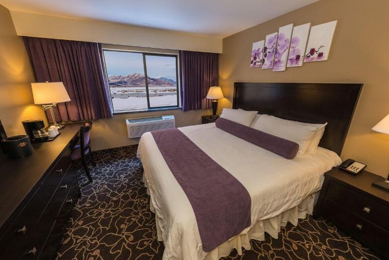 Red Garter Casino Hotel image