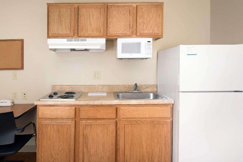Woodspring Suites Provo American Fork image
