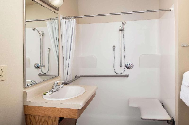 Woodspring Suites Provo American Fork image