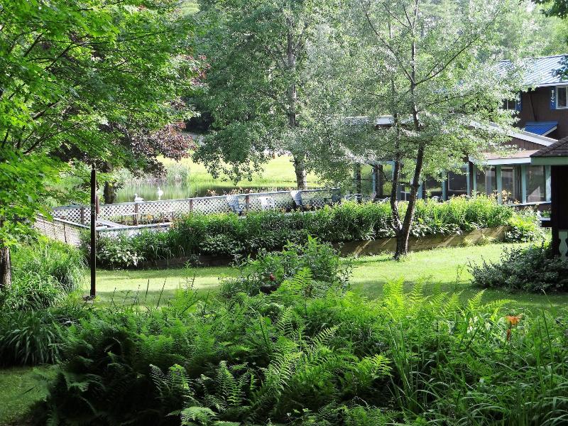 Blue Gentian Lodge At Magic Mountain image