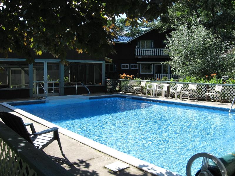 Blue Gentian Lodge At Magic Mountain image