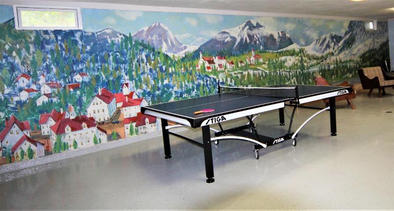 Blue Gentian Lodge At Magic Mountain image