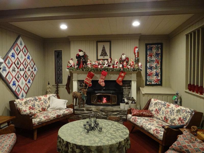 Blue Gentian Lodge At Magic Mountain image