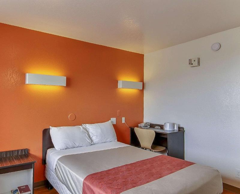 Motel 6 Buellton, CA - Solvang Area image