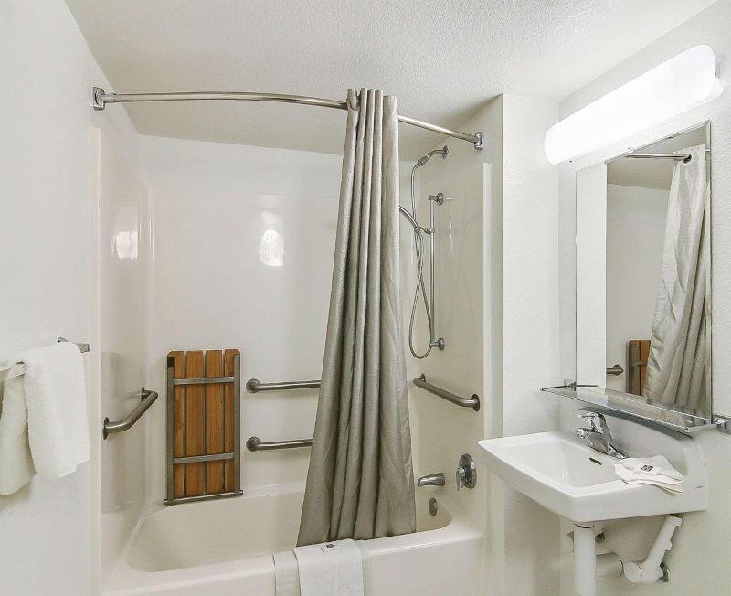 Motel 6 Buellton, CA - Solvang Area image