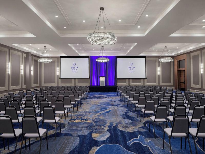 Delta Hotels By Marriott Thunder Bay image