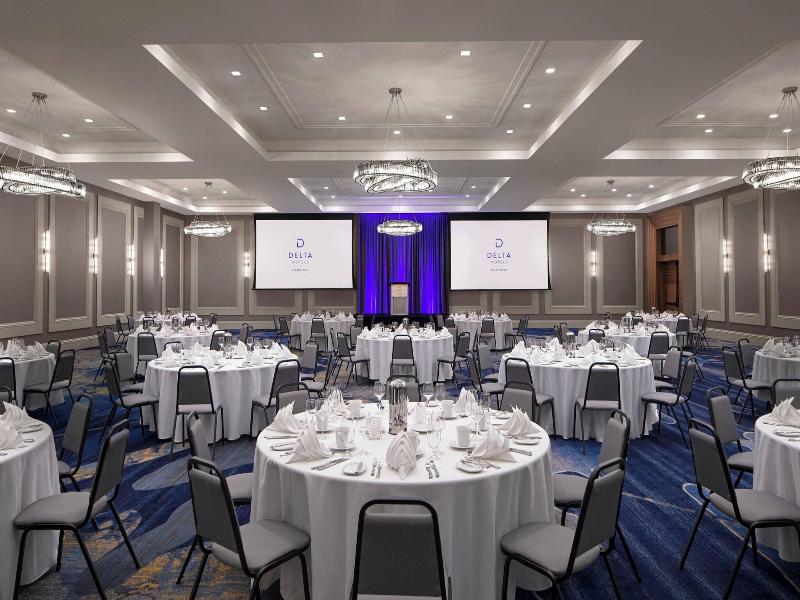 Delta Hotels By Marriott Thunder Bay image