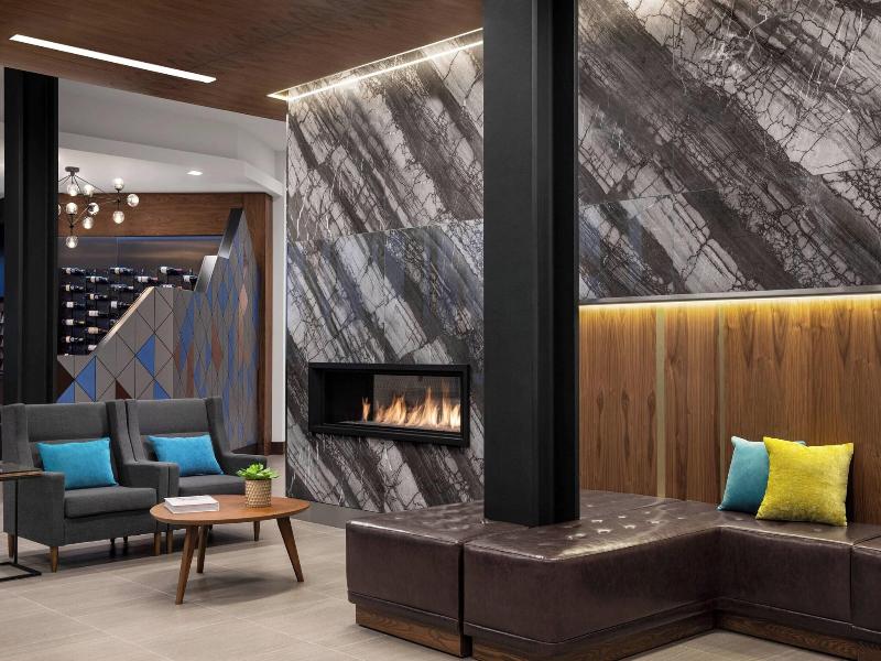 Delta Hotels By Marriott Thunder Bay image