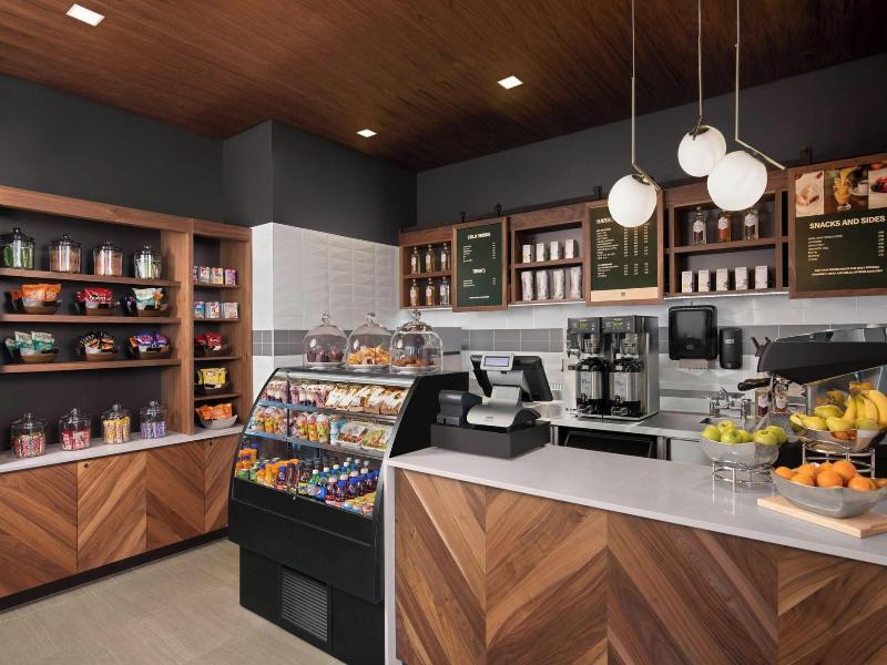 Delta Hotels By Marriott Thunder Bay image