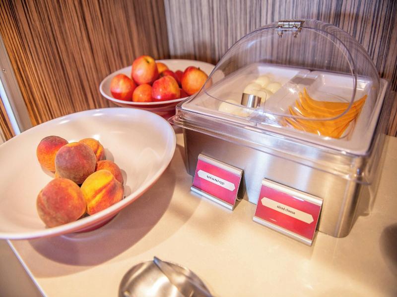Towneplace Suites By Marriott Evansville Newburgh image