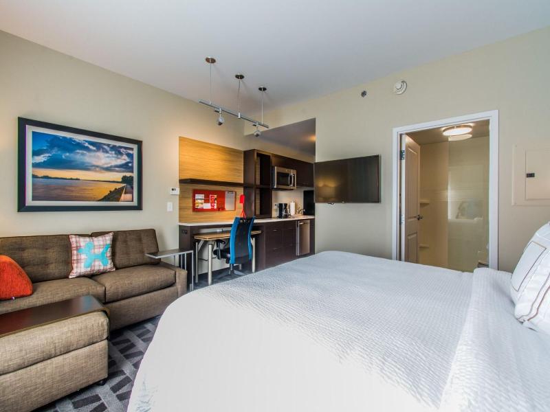 Towneplace Suites By Marriott Evansville Newburgh image