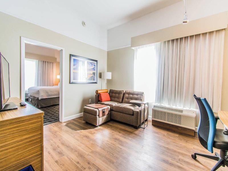 Towneplace Suites By Marriott Evansville Newburgh image
