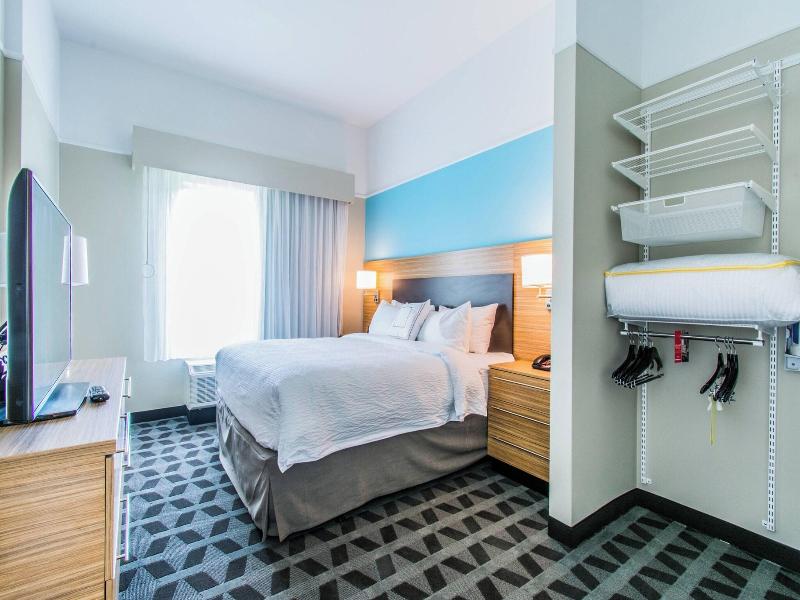 Towneplace Suites By Marriott Evansville Newburgh image