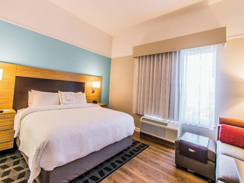 Towneplace Suites By Marriott Evansville Newburgh image