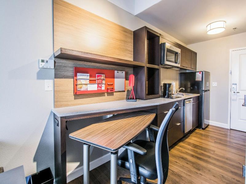 Towneplace Suites By Marriott Evansville Newburgh image