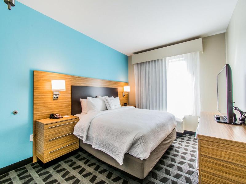 Towneplace Suites By Marriott Evansville Newburgh image