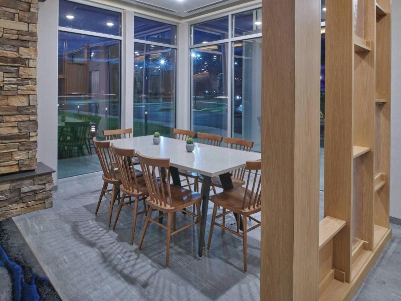 Fairfield Inn & Suites by Marriott Louisville Jeff image