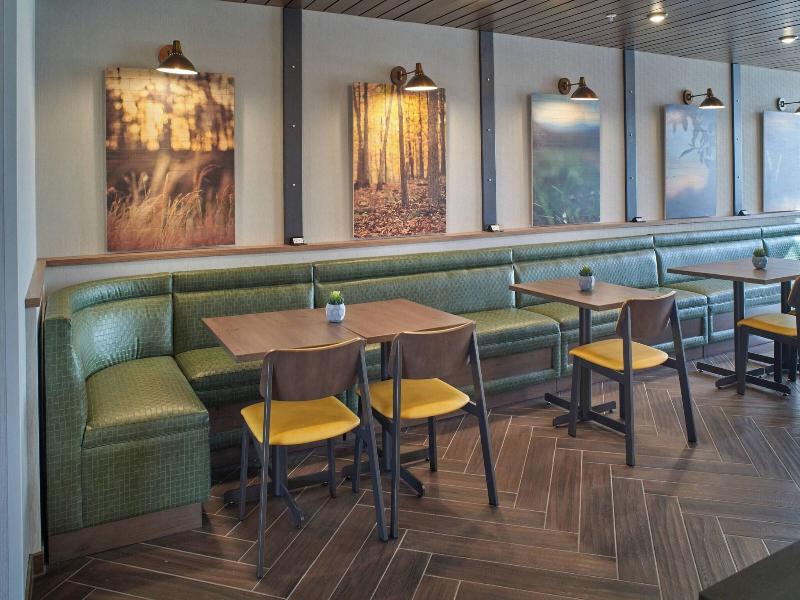Fairfield Inn & Suites by Marriott Louisville Jeff image