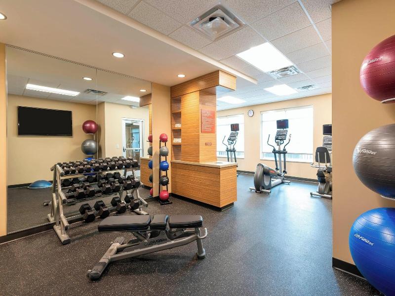 Towneplace Suites By Marriott Louisville North image