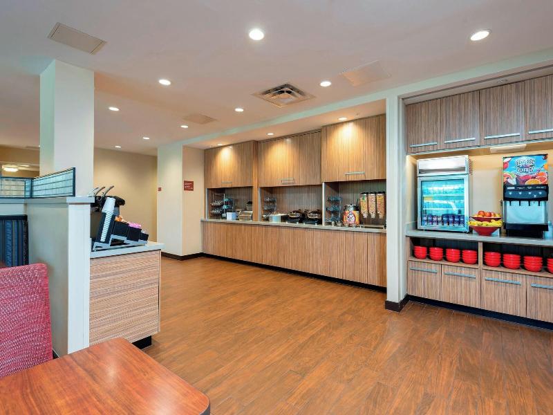 Towneplace Suites By Marriott Louisville North image