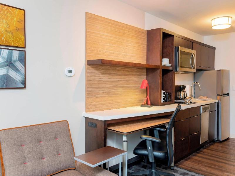 Towneplace Suites By Marriott Louisville North image