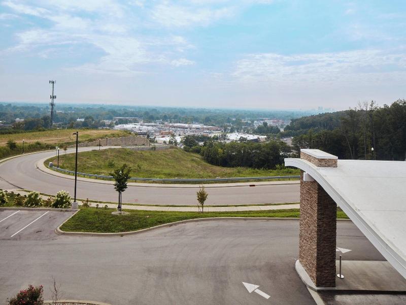 Fairfield Inn & Suites by Marriott Louisville New  image